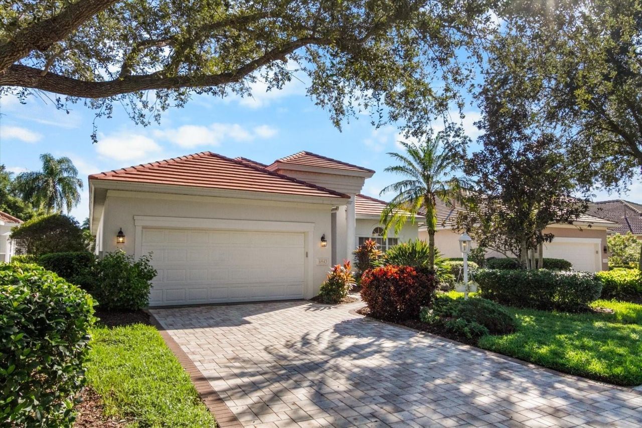 6943 Lennox Place, University Park, FL 34201 Photo