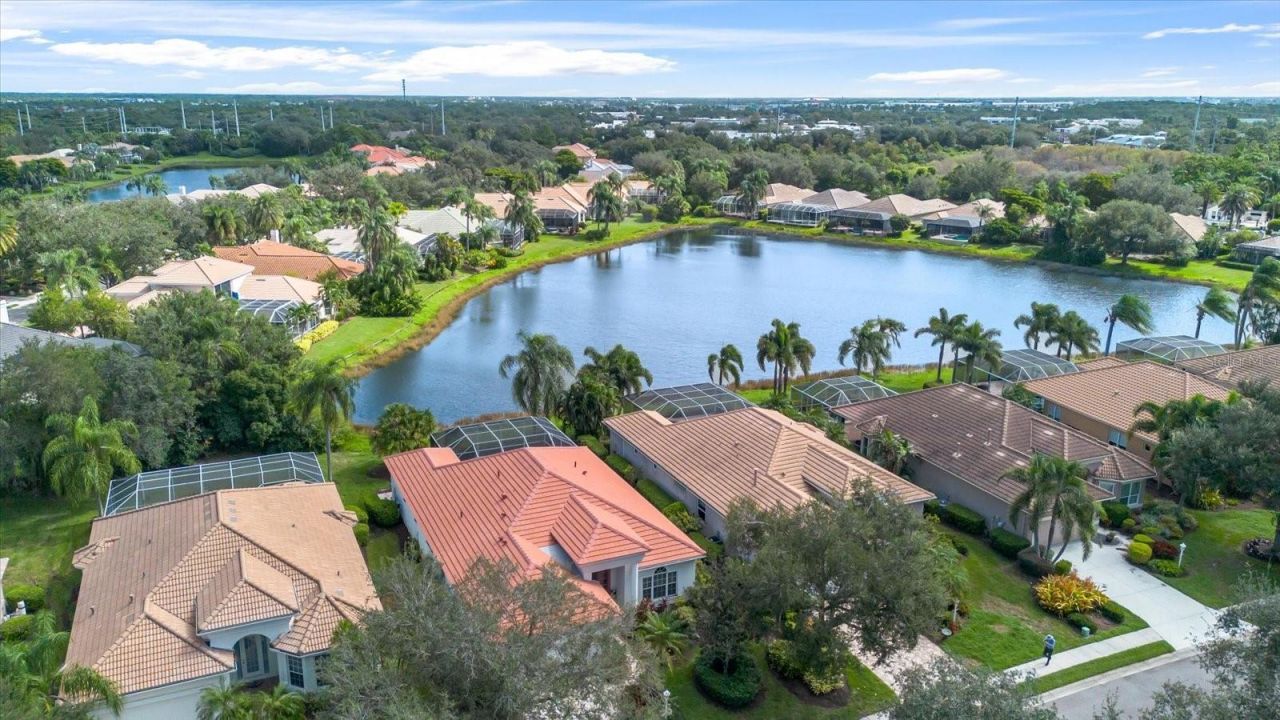 6943 Lennox Place, University Park, FL 34201 Photo
