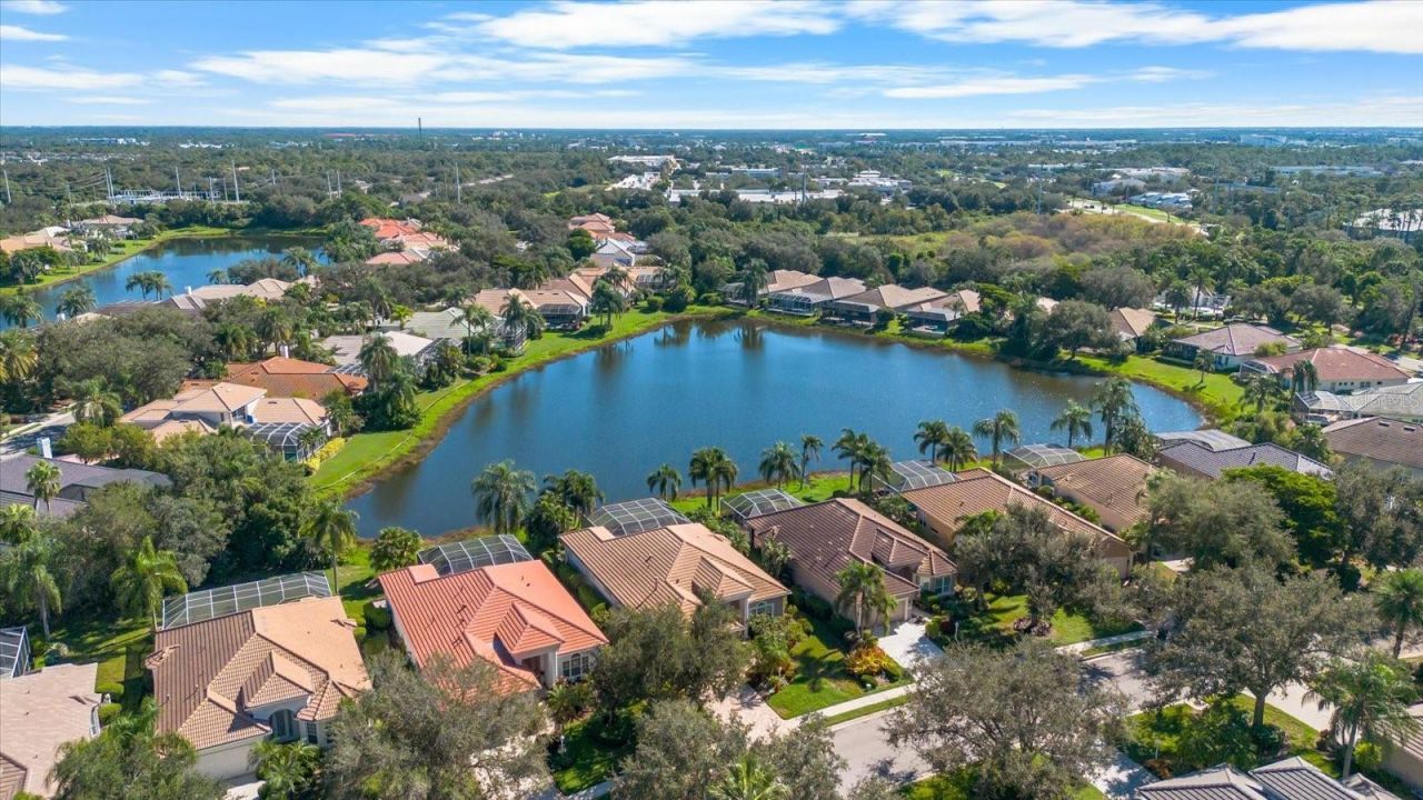 6943 Lennox Place, University Park, FL 34201 Photo