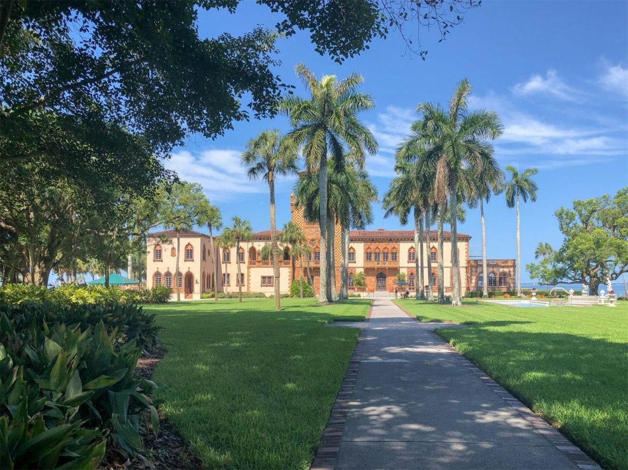 3208 Ramblewood Drive N, Sarasota, FL 34237 Photo