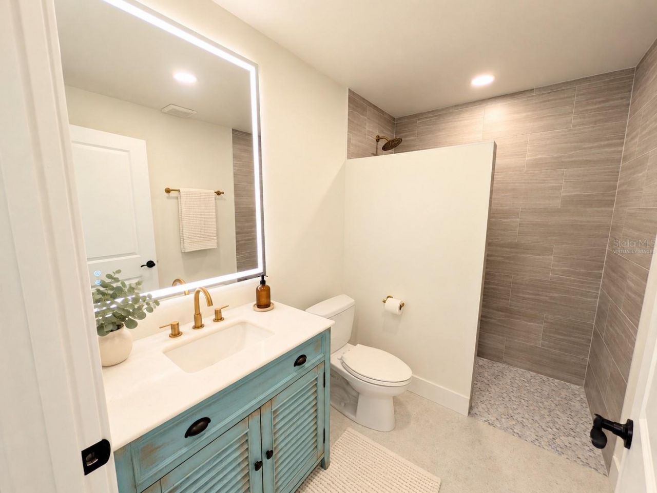 2748 Glenwood Avenue , New Smyrna Beach, FL 32168 Photo