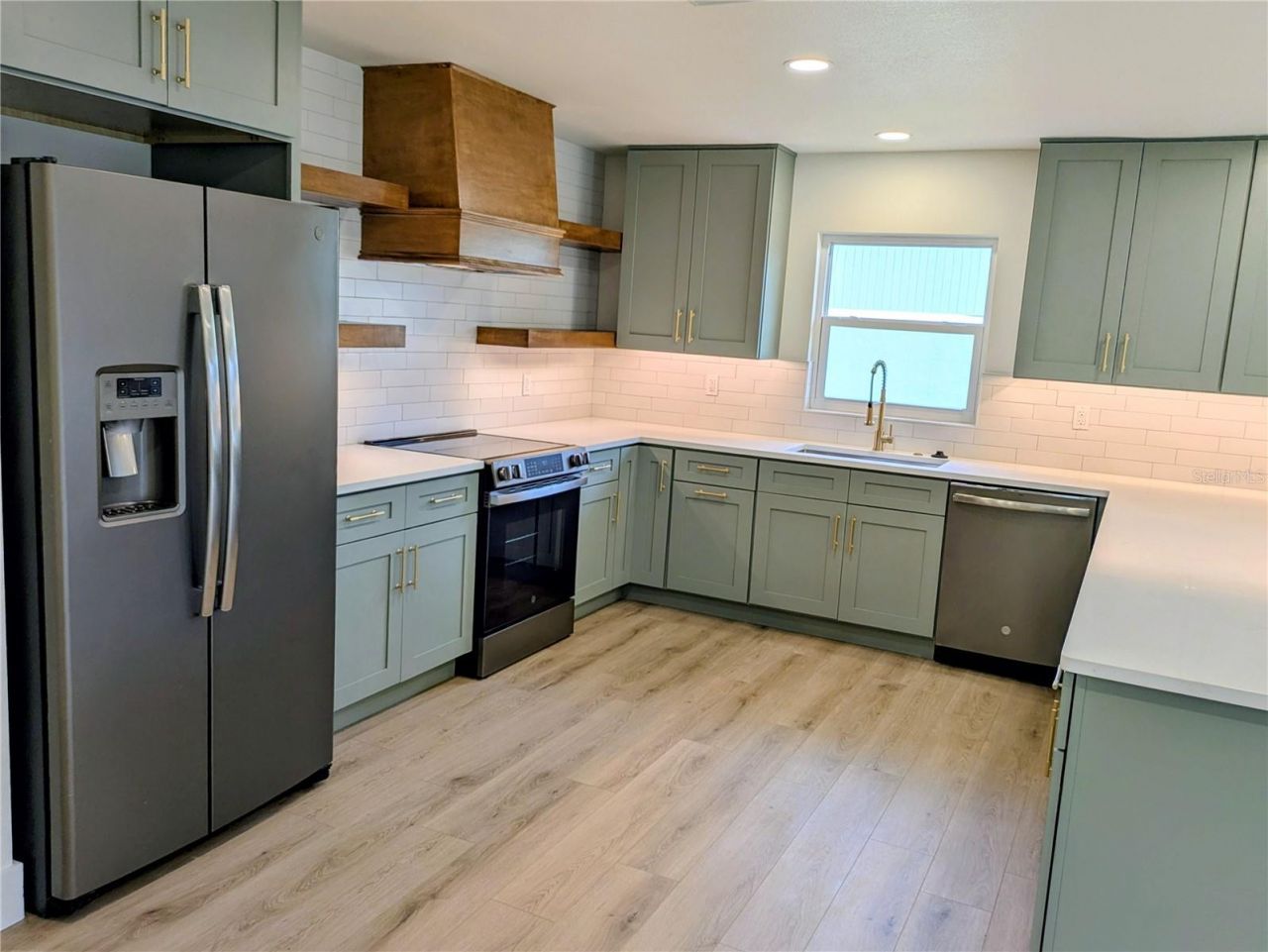 2748 Glenwood Avenue , New Smyrna Beach, FL 32168 Photo