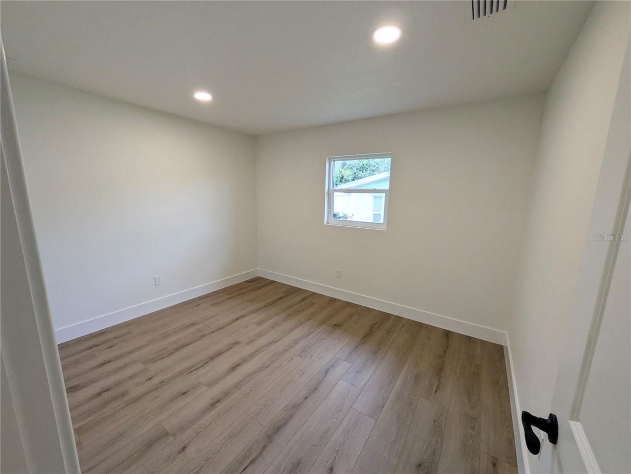 2748 Glenwood Avenue , New Smyrna Beach, FL 32168 Photo