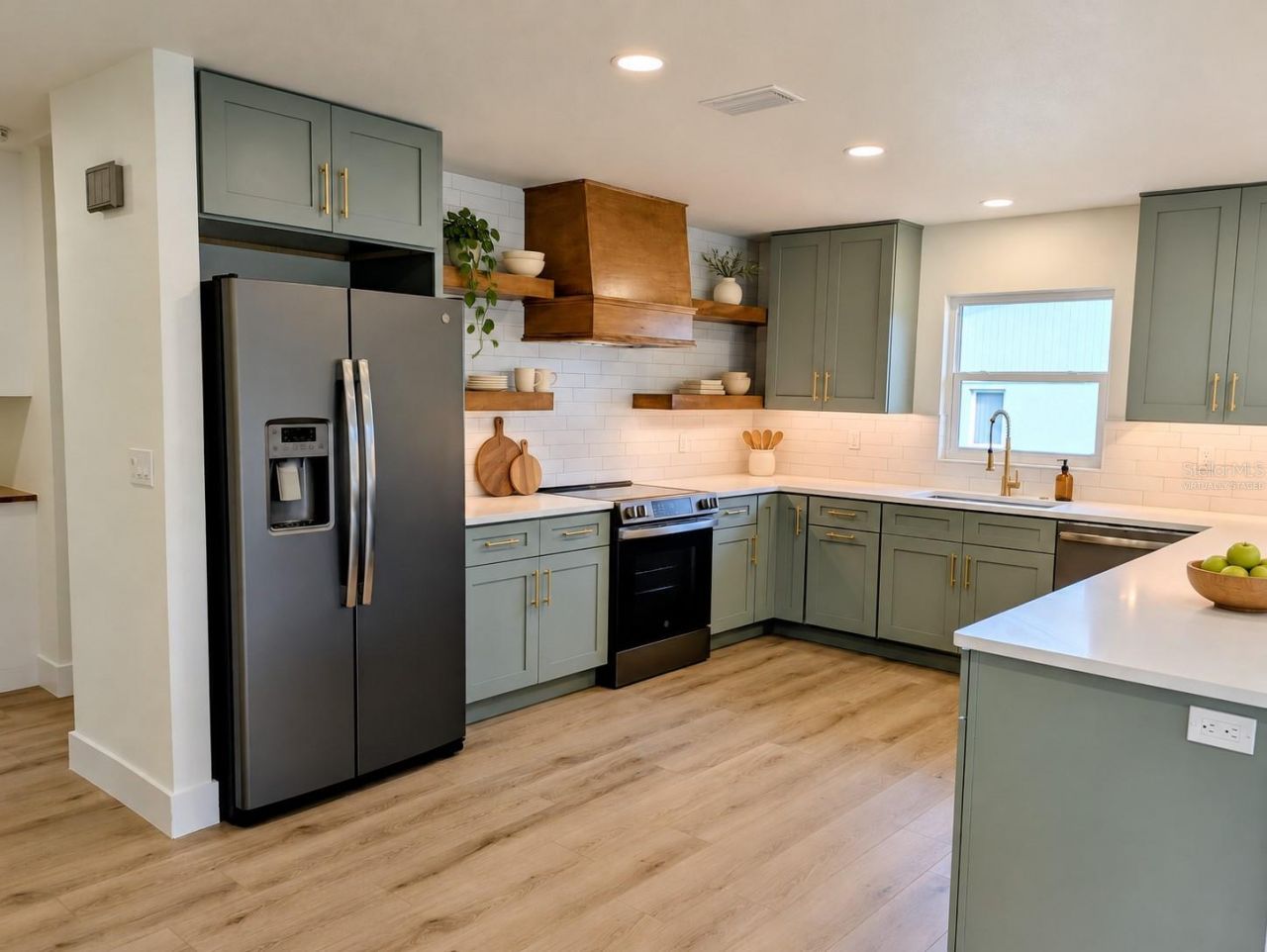 2748 Glenwood Avenue , New Smyrna Beach, FL 32168 Photo