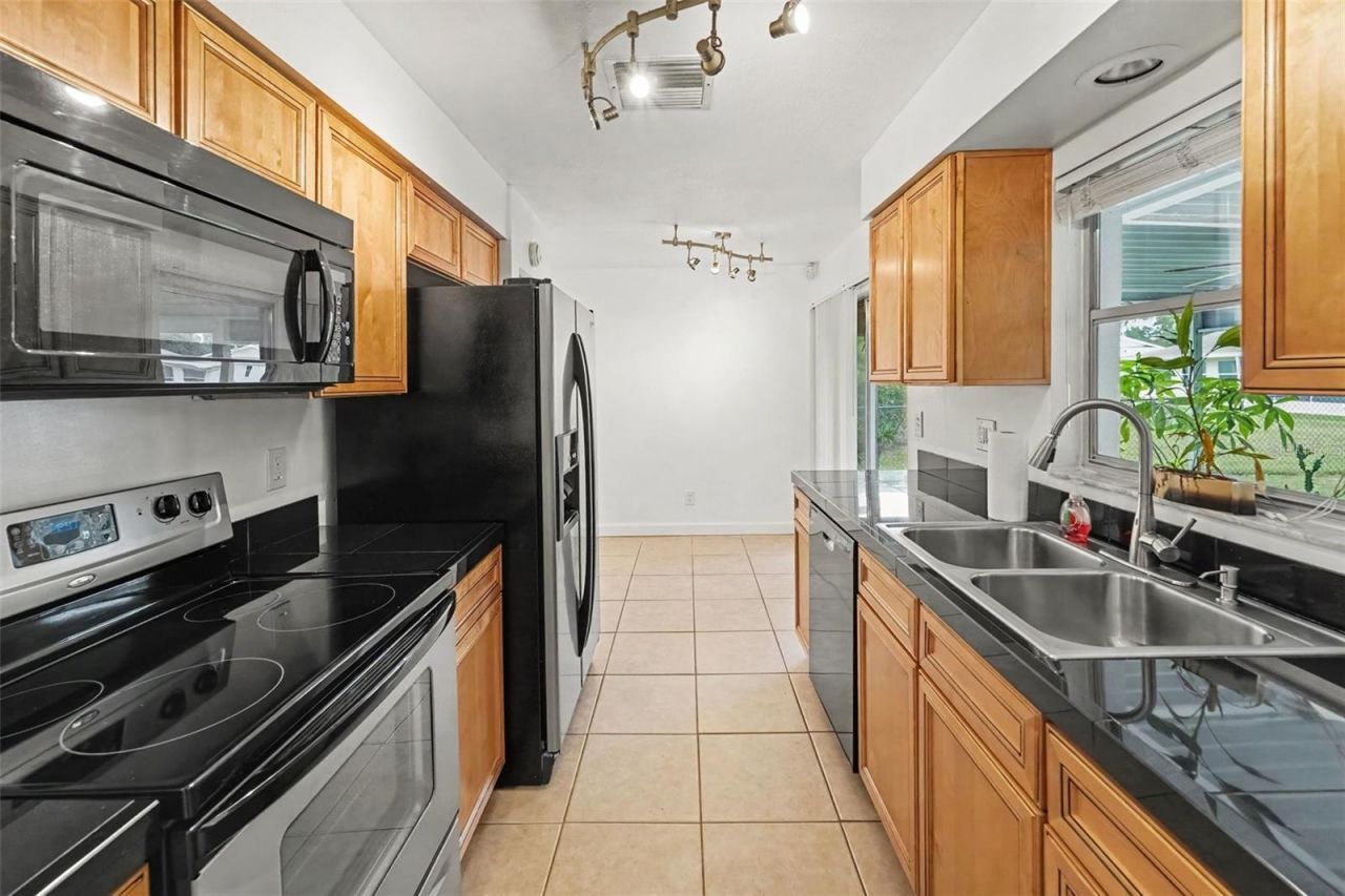 1480 Queen Anne Boulevard , Palm Harbor, FL 34684 Photo