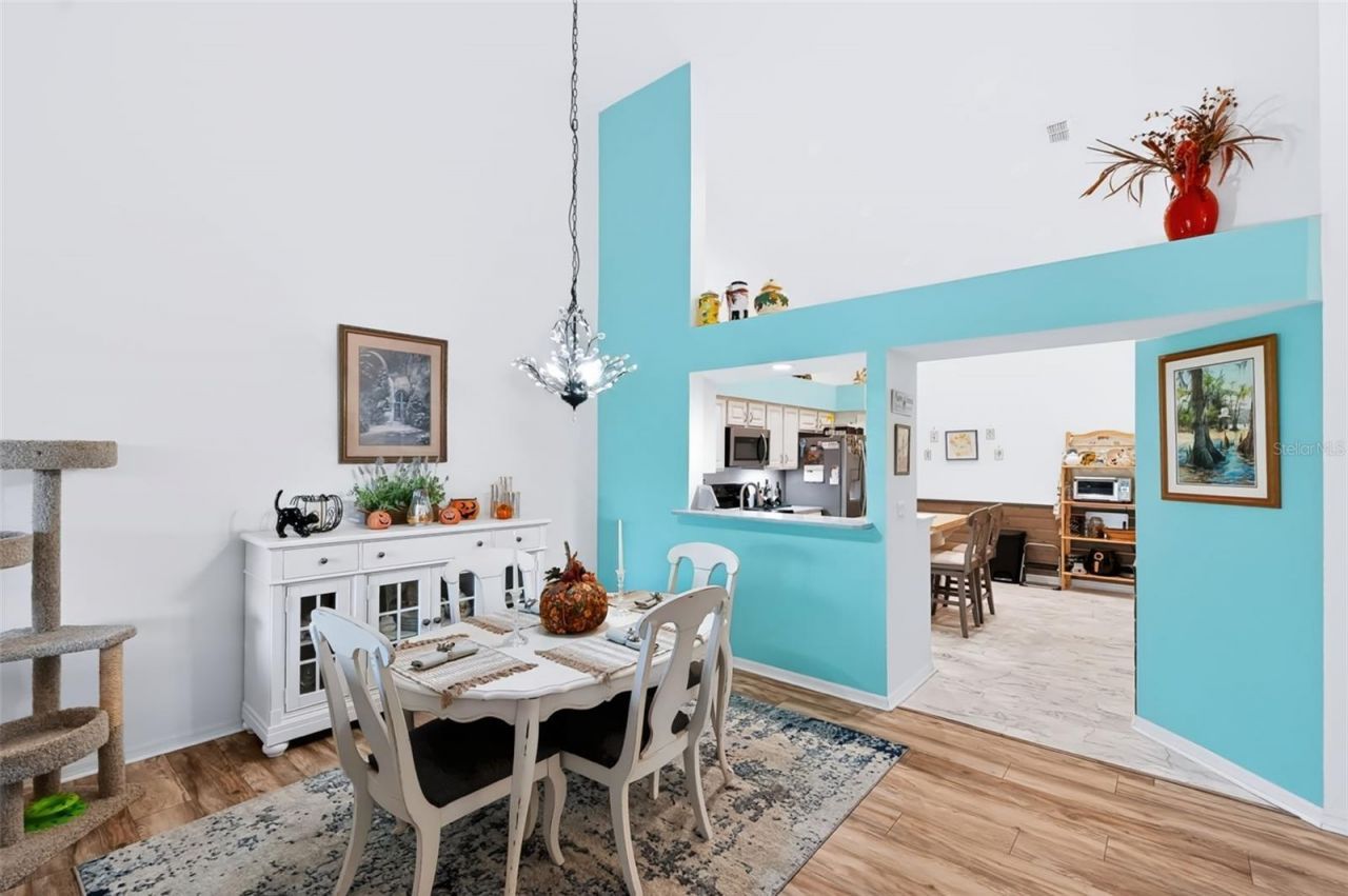 666 Spring Lake Circle, Tarpon Springs, FL 34688 Photo