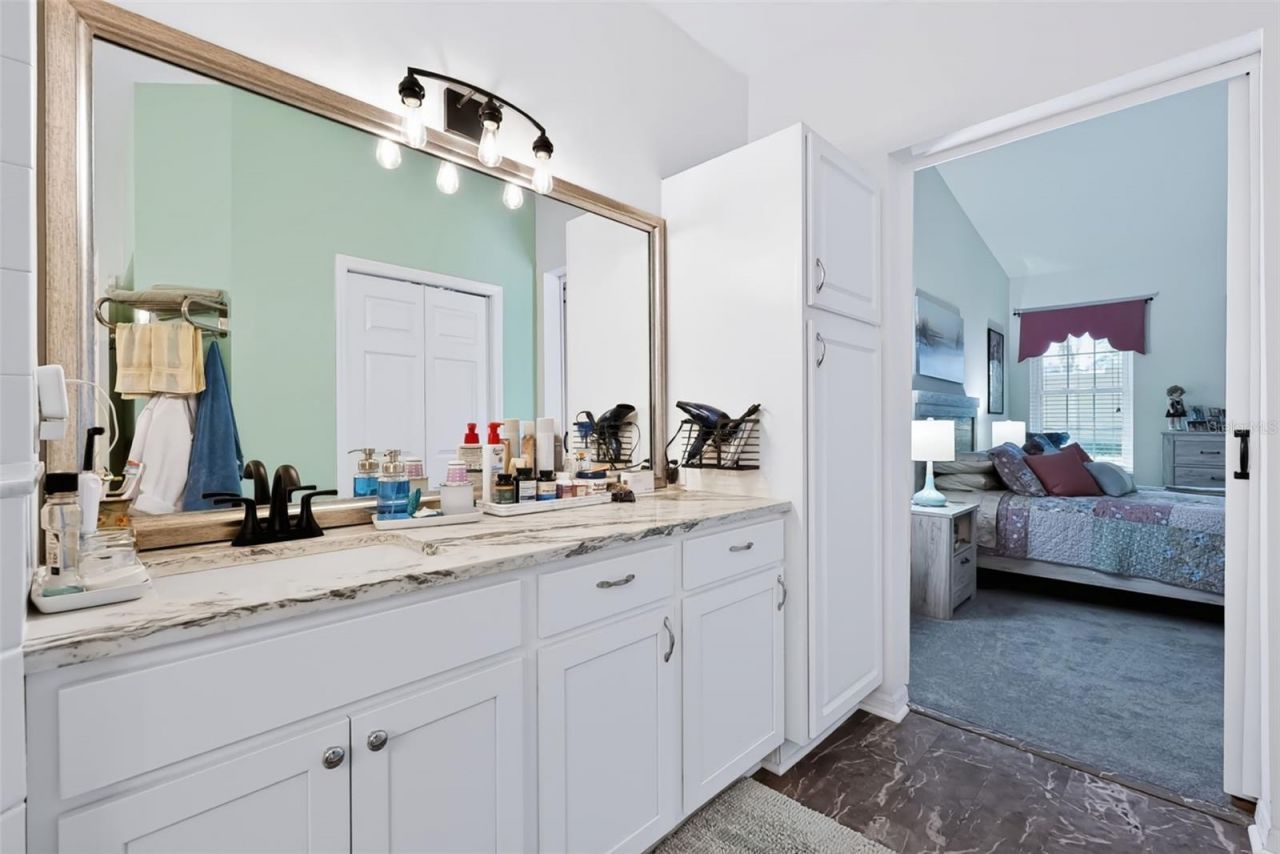666 Spring Lake Circle, Tarpon Springs, FL 34688 Photo