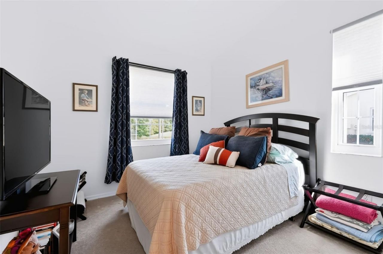 666 Spring Lake Circle, Tarpon Springs, FL 34688 Photo