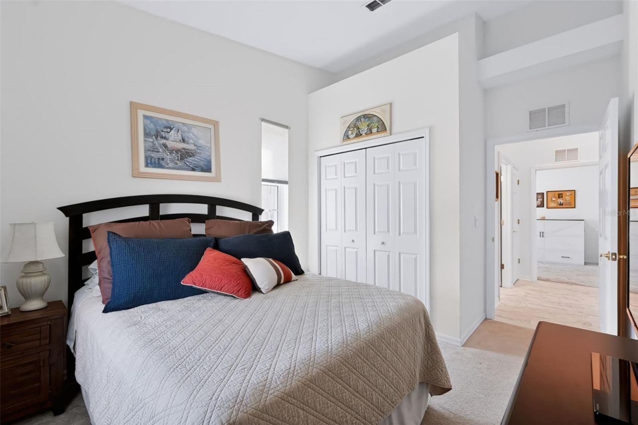 666 Spring Lake Circle, Tarpon Springs, FL 34688 Photo