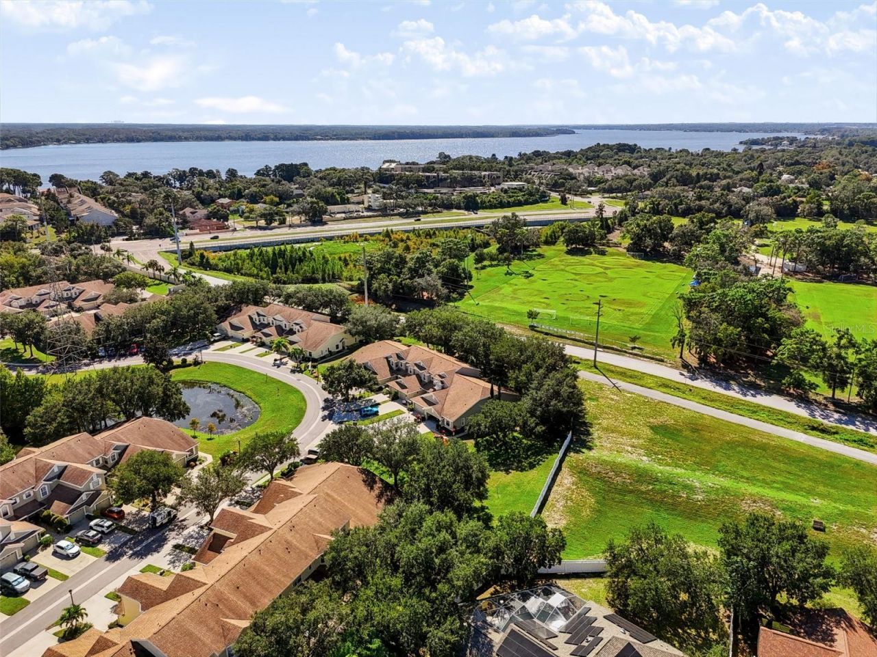 666 Spring Lake Circle, Tarpon Springs, FL 34688 Photo