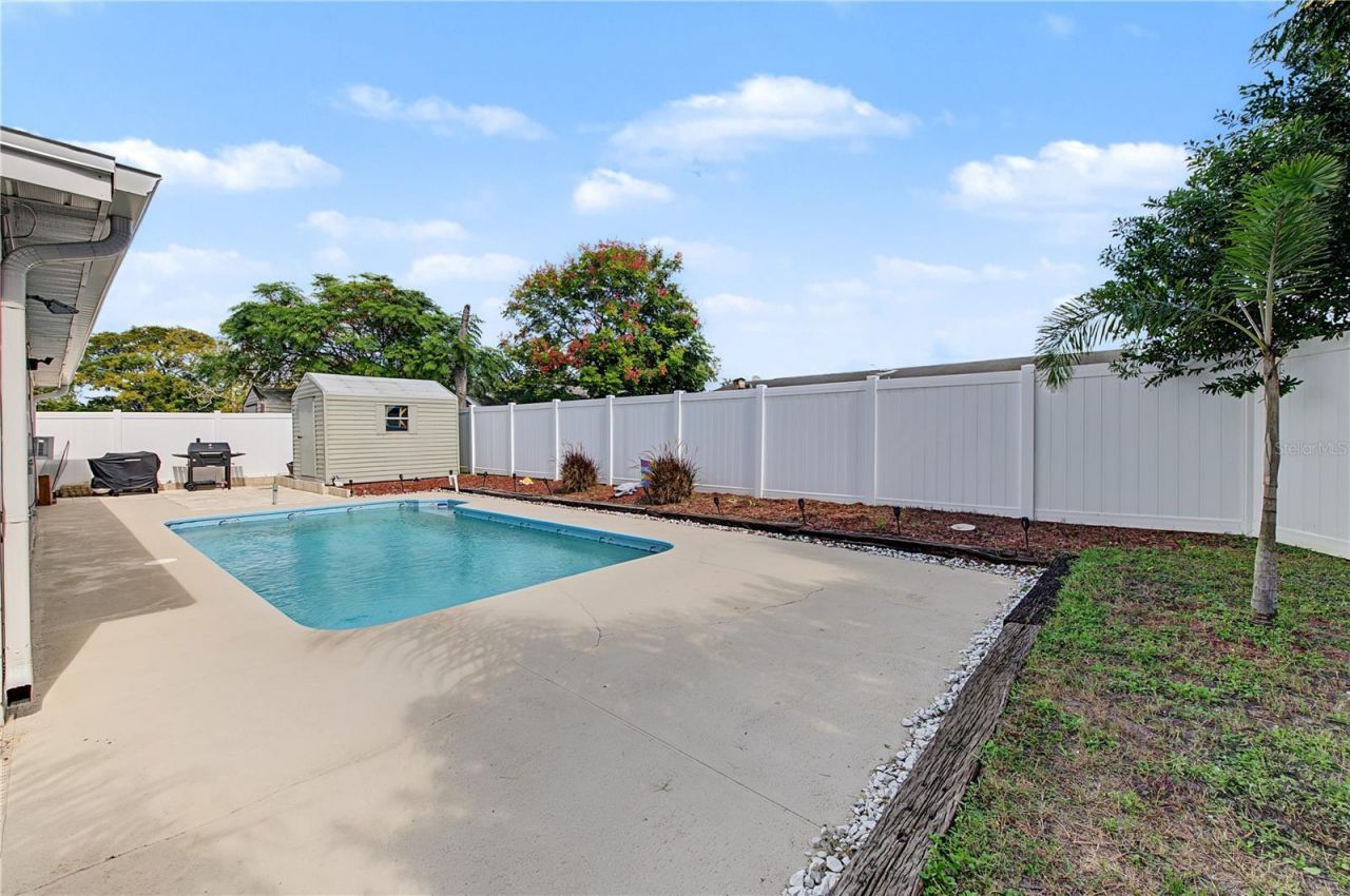 10918 Manchester Road , Port Richey, FL 34668 Photo