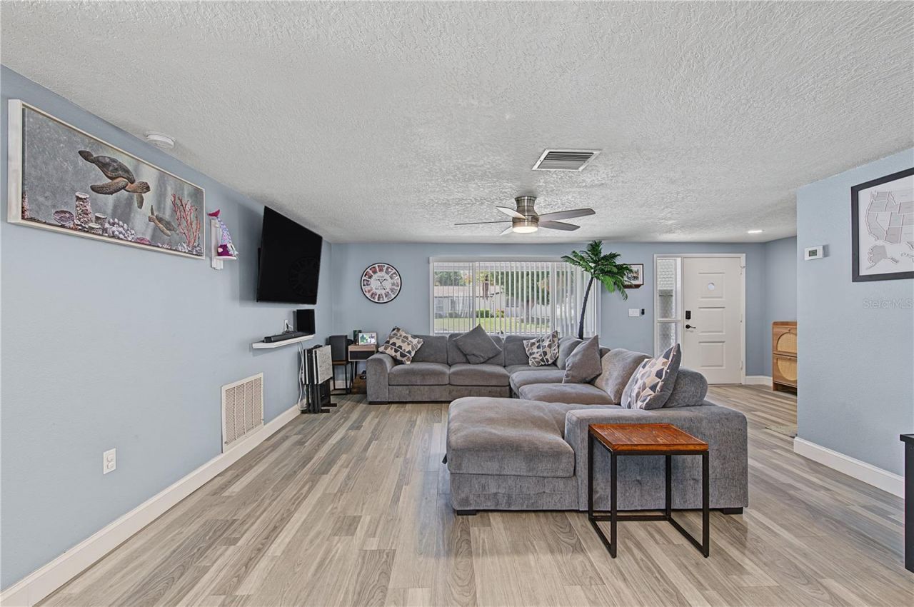 10918 Manchester Road , Port Richey, FL 34668 Photo