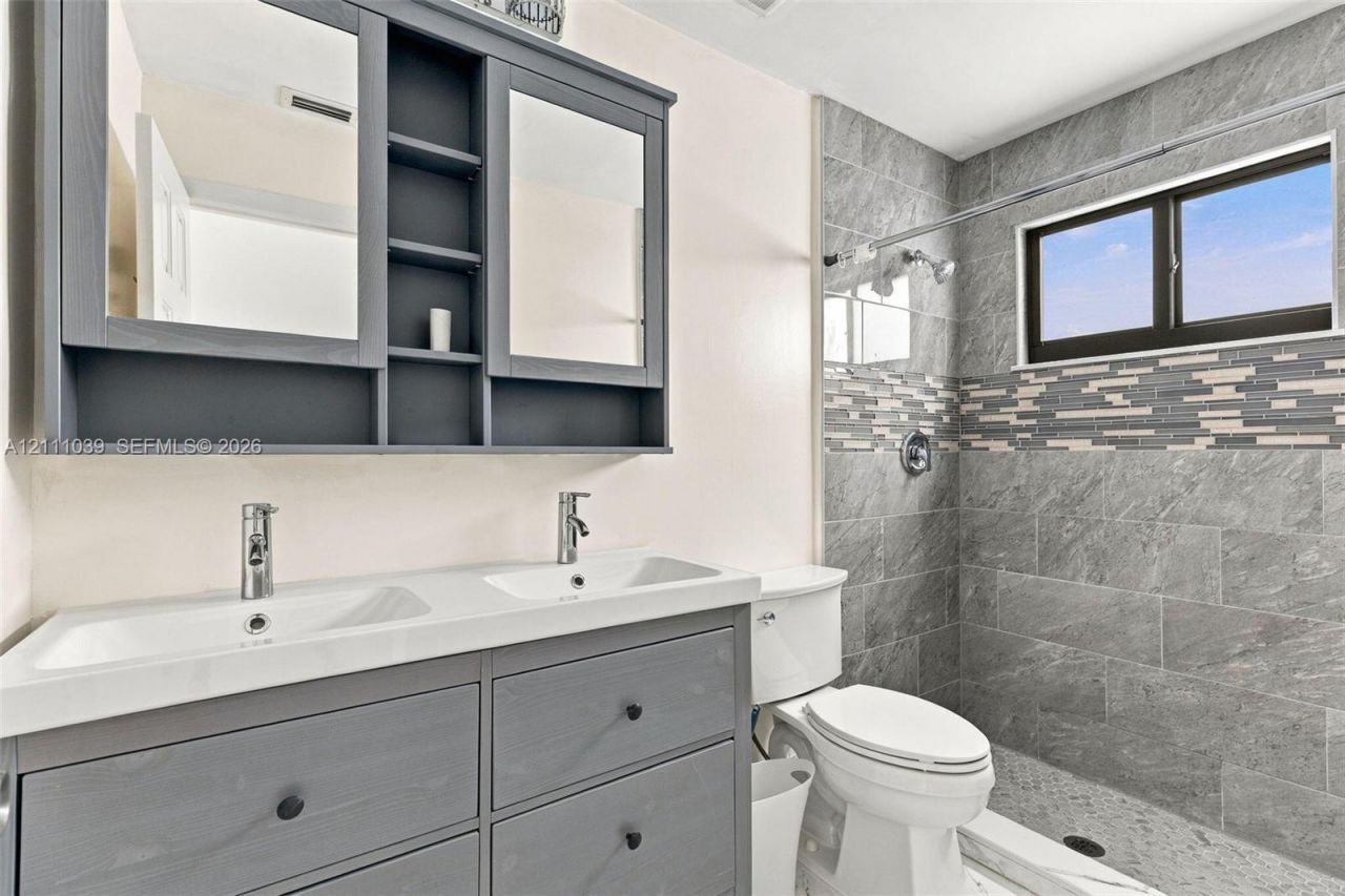 937 NW 79th Ter , Plantation, FL 33324 Photo