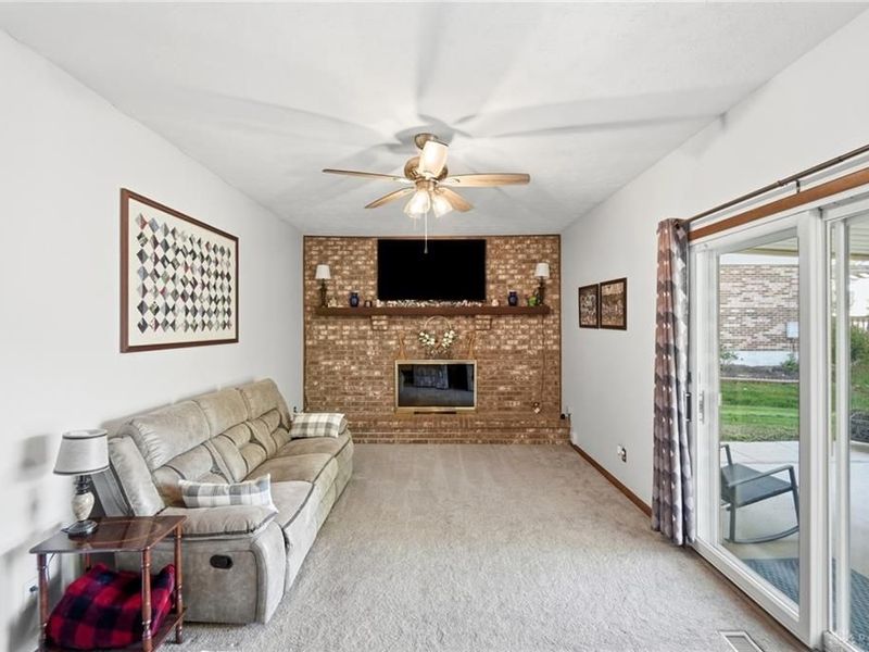 1347 Arrow Sheath Drive, West Carrollton, OH 45449 Photo 18