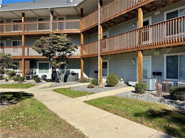 6035 Lake Road , Unit 524, Ashtabula, OH 44004