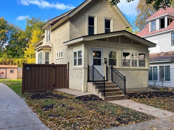 1033 15th Ave SE , Minneapolis, MN 55414