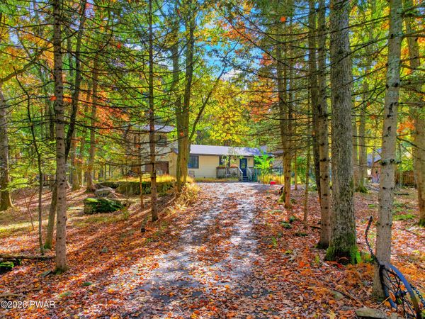 158 Seneca Drive , Milford, PA 18337
