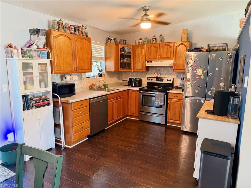 1822 SW 2nd Ave , Cape Coral, FL 33991 Photo