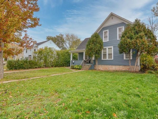 640 OAK STREET, Neenah, WI 54956