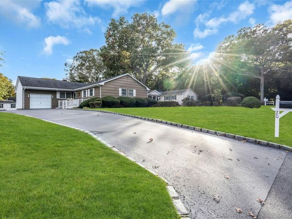 20 Victory Street , Ronkonkoma, NY 11779