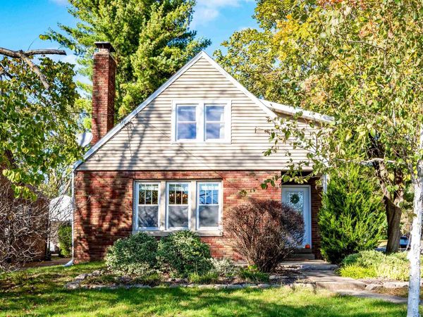 801 W FORREST HILL Avenue, Peoria, IL 61604