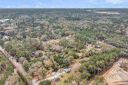 672 Main Road photo 4