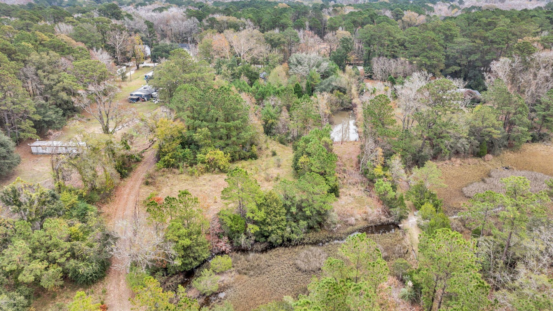 672 Main Road Photo 23