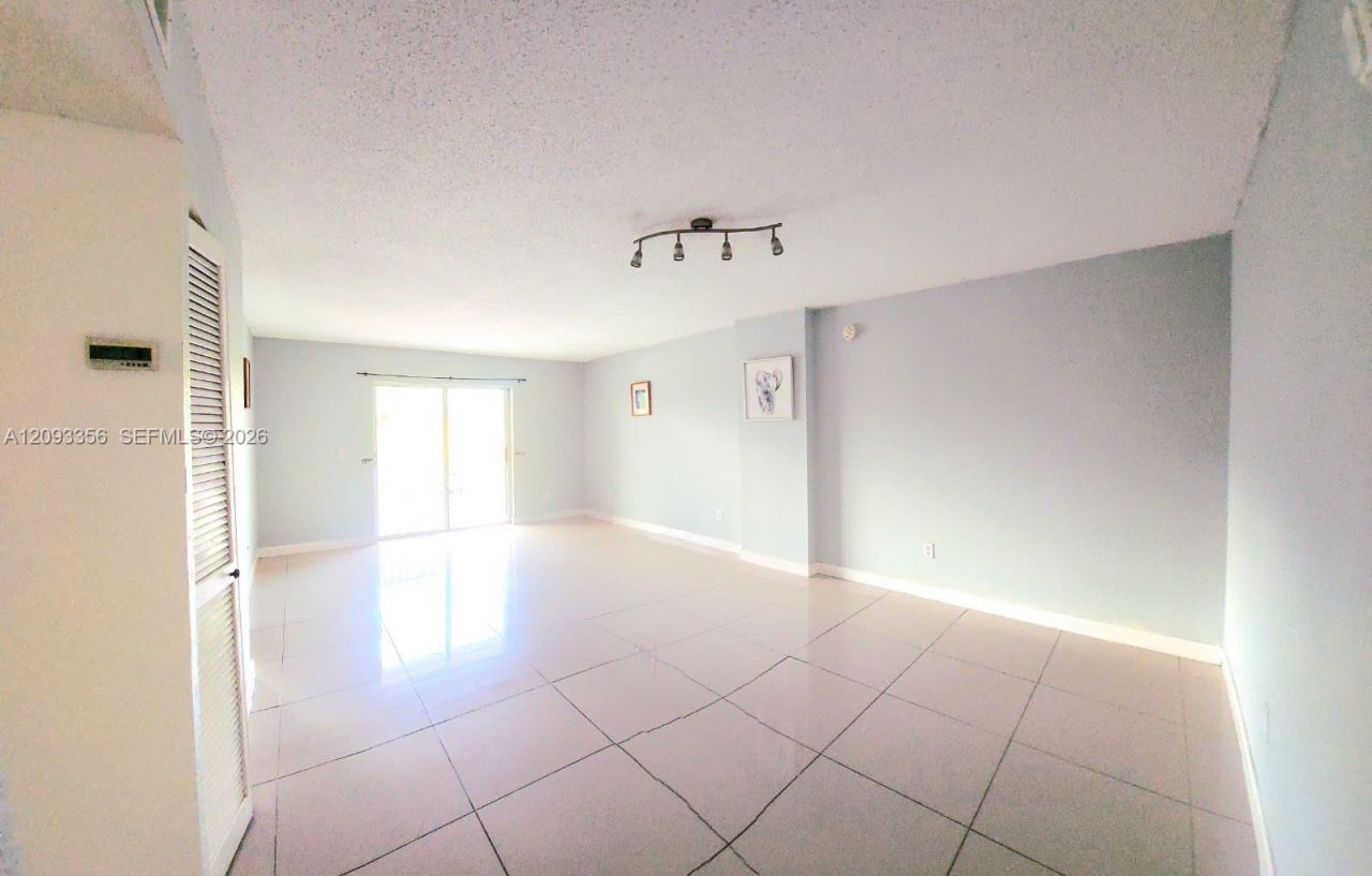 8200 SW 210th St , Unit 103, Cutler Bay, FL 33189 Photo