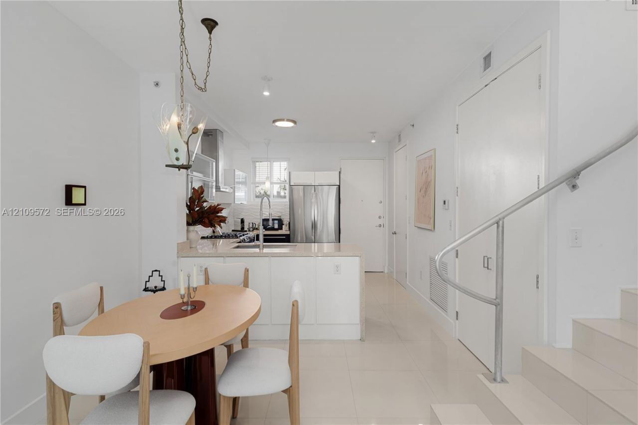 928 Pennsylvania Ave, Unit 5, Miami Beach, FL 33139 Photo