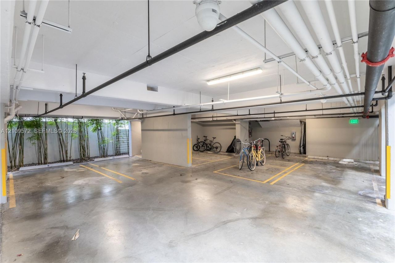 928 Pennsylvania Ave, Unit 5, Miami Beach, FL 33139 Photo