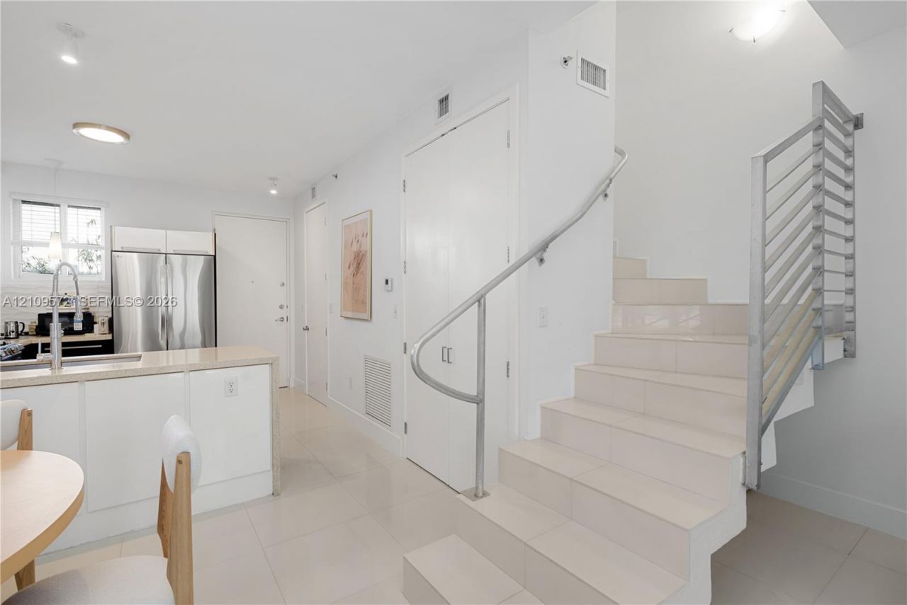 928 Pennsylvania Ave, Unit 5, Miami Beach, FL 33139 Photo