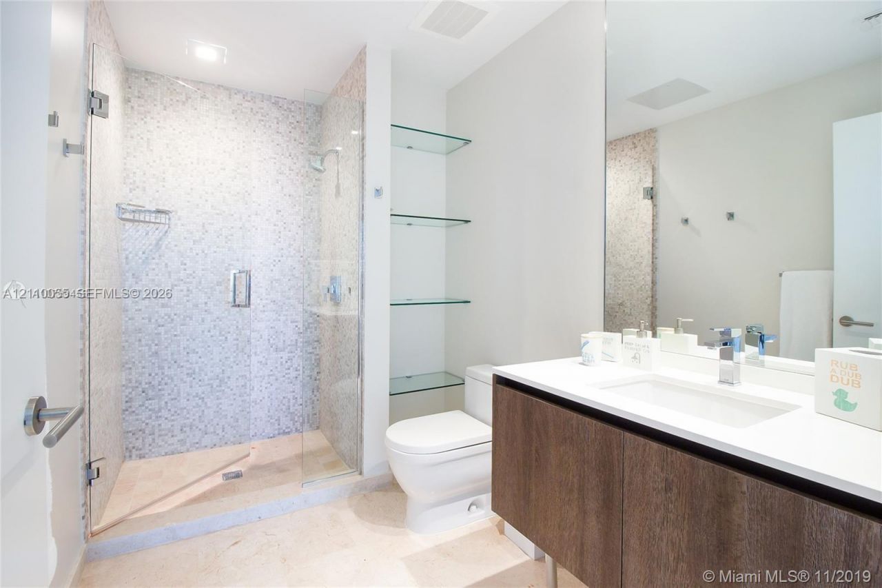 88 SW 7th St , Unit 3202, Miami, FL 33130 Photo