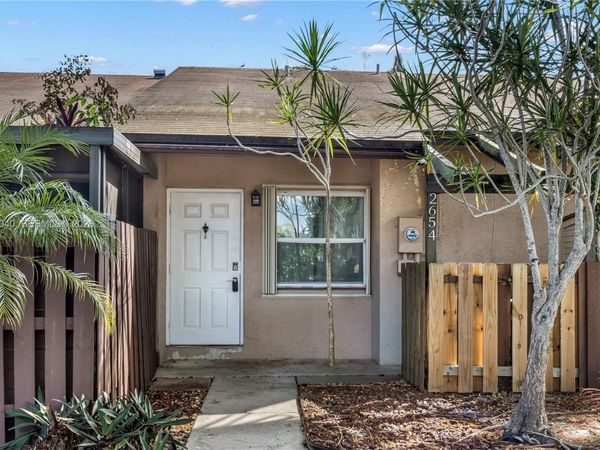 2654 N Nob Hill Rd , Sunrise, FL 33322