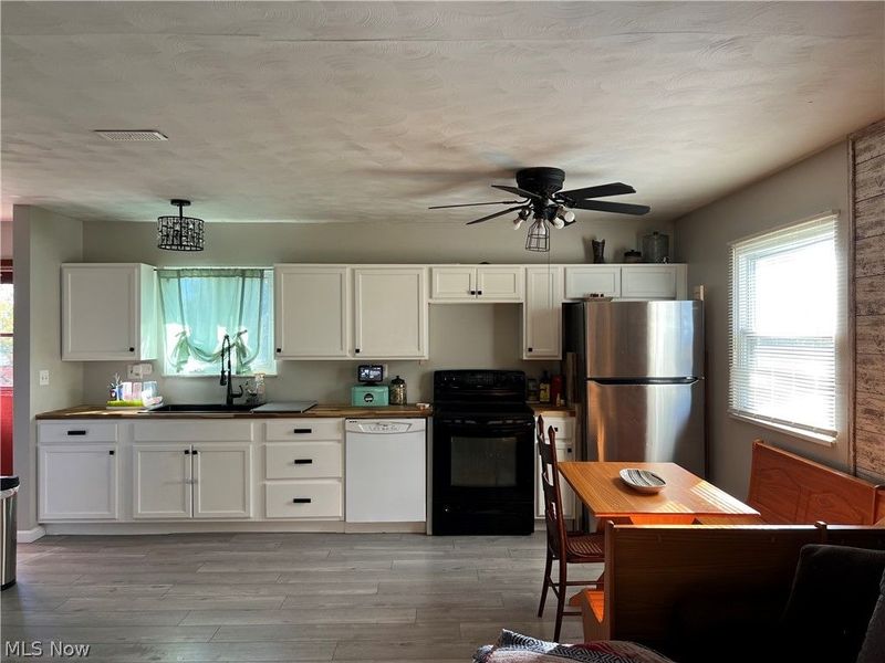 635 Standish Avenue NW, Massillon, OH 44647 Photo 3