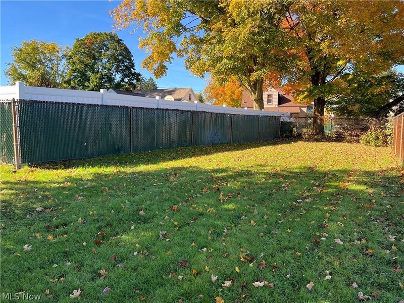 635 Standish Avenue NW, Massillon, OH 44647 Photo 30