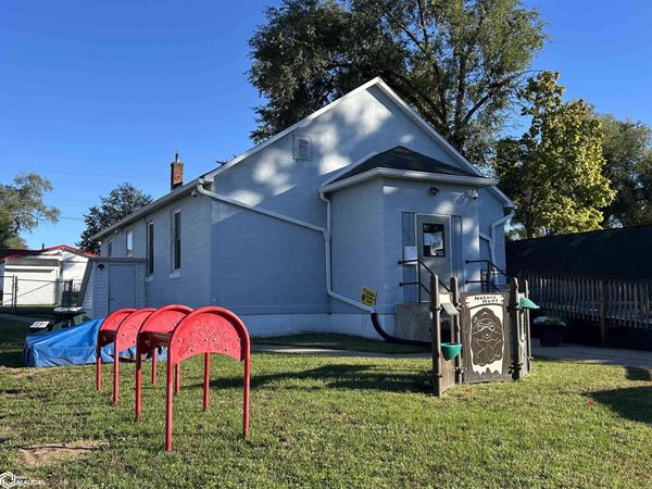 3433 Avenue O, Fort Madison, IA 52627
