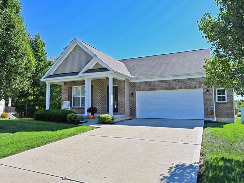 975 London Court, Union Township, OH 45245 Photo 2