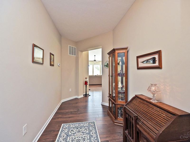 975 London Court, Union Township, OH 45245 Photo 8