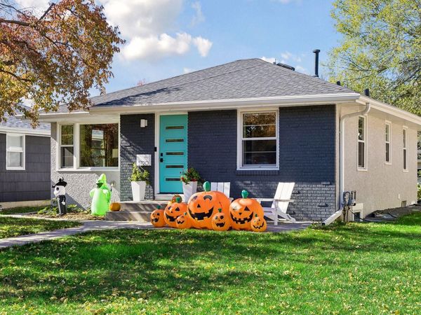 5720 Russell Avenue S, Minneapolis, MN 55410