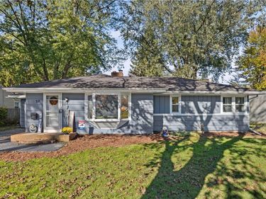 32 Cedargrove Drive , Rochester, NY 14617