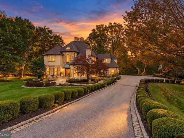 18 HAMBLETON COURT , PIKESVILLE, MD 21208