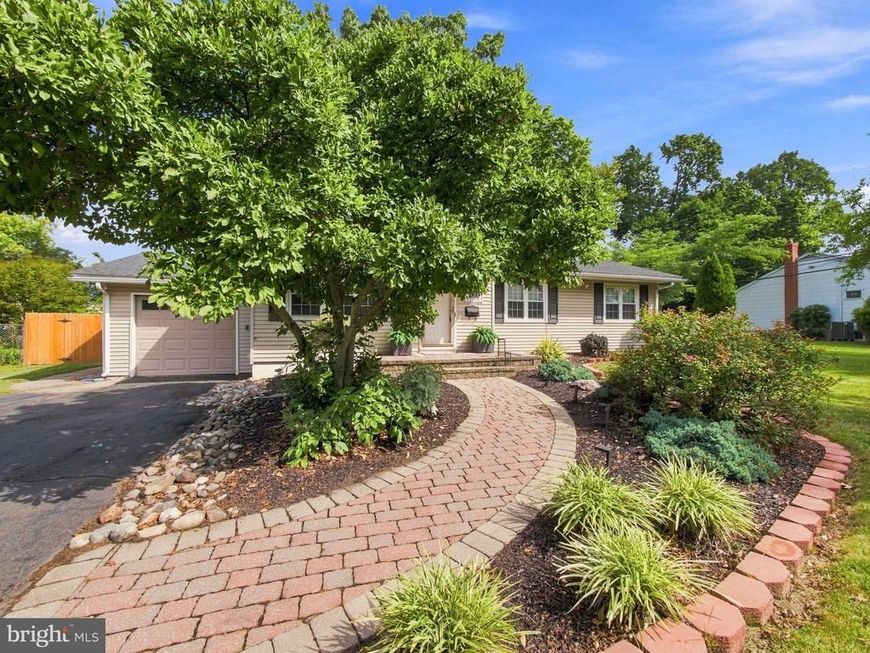 906 Big Oak Road , Yardley, PA 19067 Main Photo