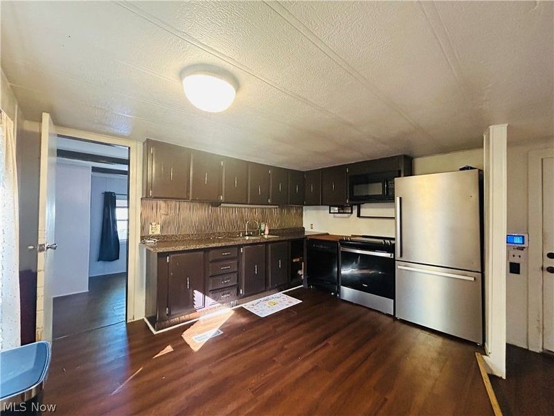 12307 Honeylocust Lane, Garrettsville, OH 44231 Photo 10