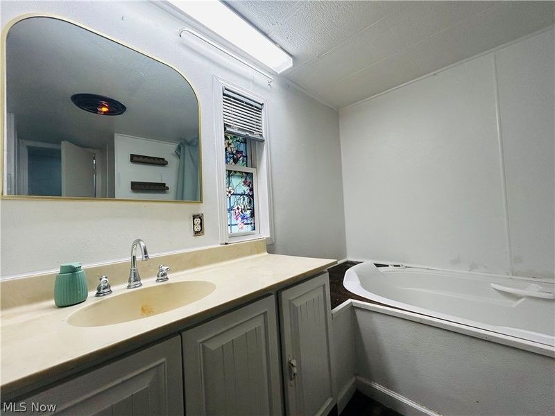 12307 Honeylocust Lane, Garrettsville, OH 44231 Photo 15