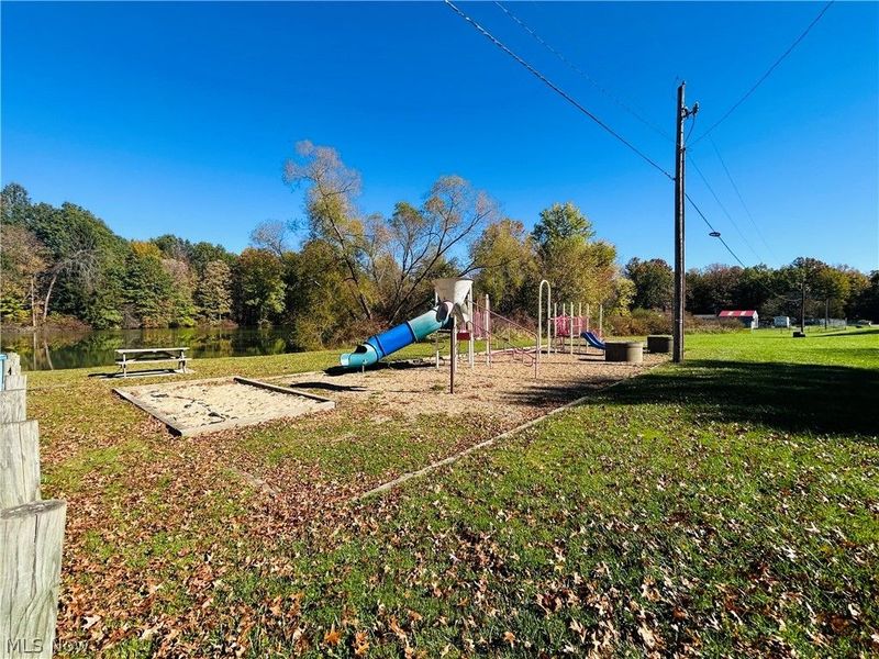 12307 Honeylocust Lane, Garrettsville, OH 44231 Photo 31