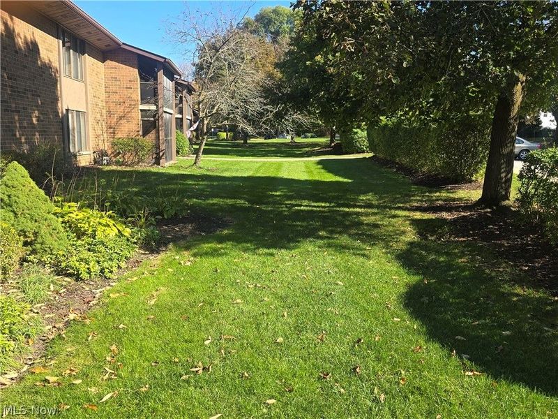 22946 Mastick Road, Unit 203, Fairview Park, OH 44126 Photo 18