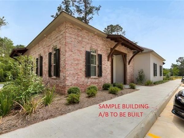 102 FONTAINBLEAU Drive, Unit A, Mandeville, LA 70471