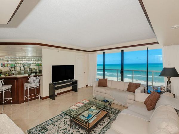 5757 Collins Ave , Unit 1005, Miami Beach, FL 33140