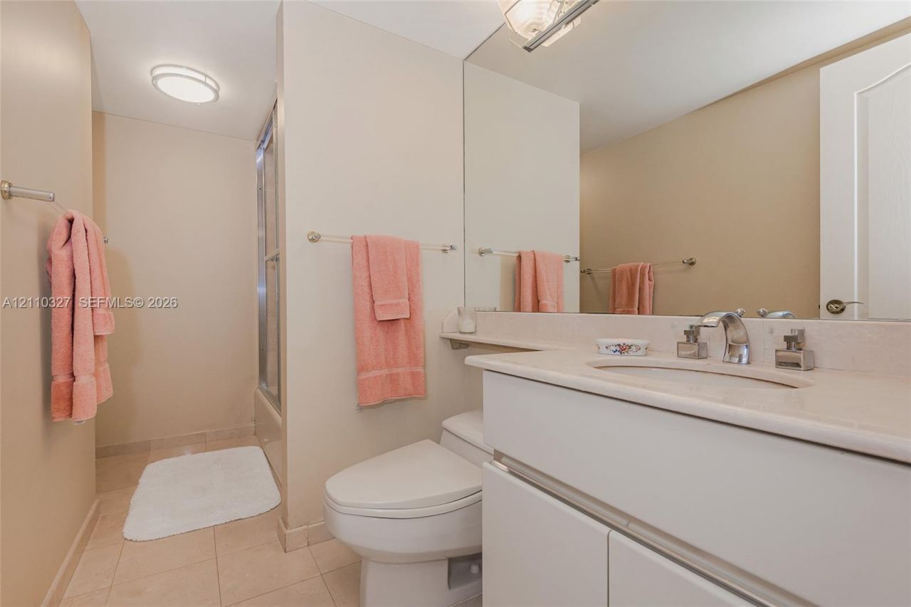 5757 Collins Ave , Unit 1005, Miami Beach, FL 33140 Photo