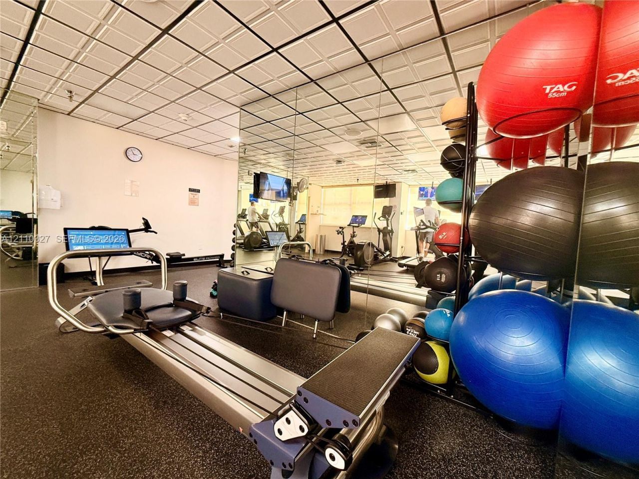 5757 Collins Ave , Unit 1005, Miami Beach, FL 33140 Photo